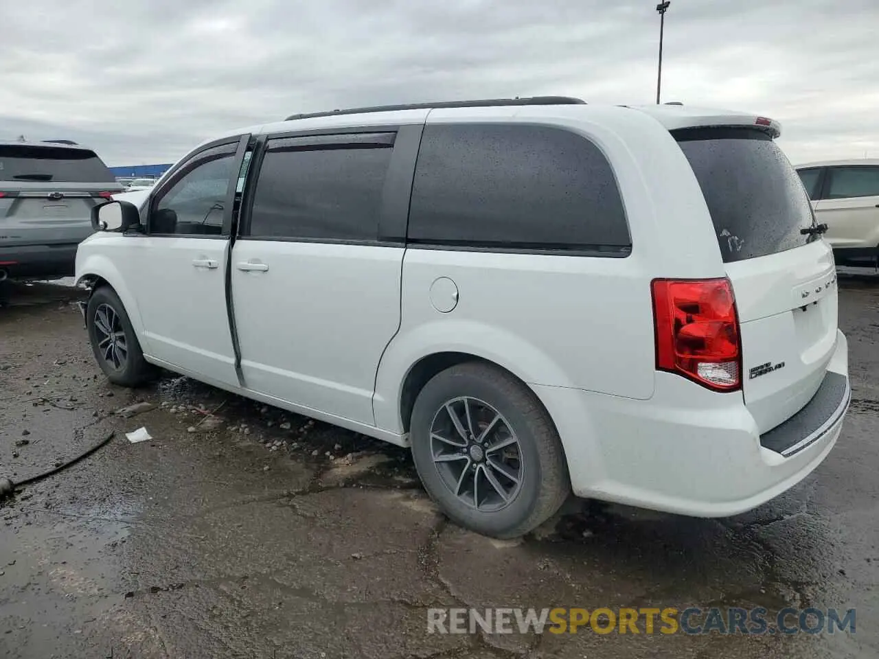 2 fotografías del automóvil dañado 2C4RDGEG0KR620575 DODGE CARAVAN 2019