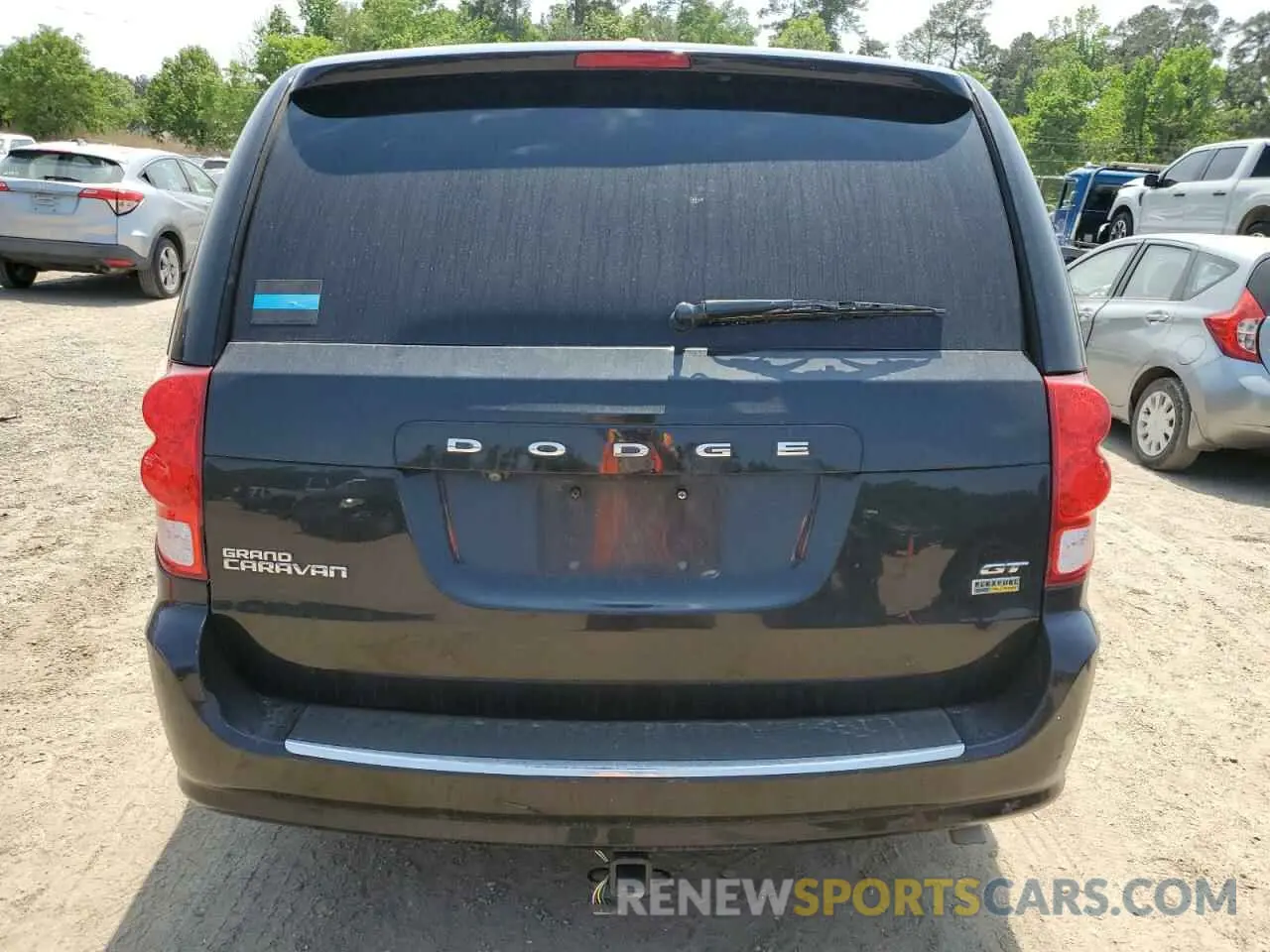 6 fotografías del automóvil dañado 2C4RDGEG0KR670375 DODGE CARAVAN 2019