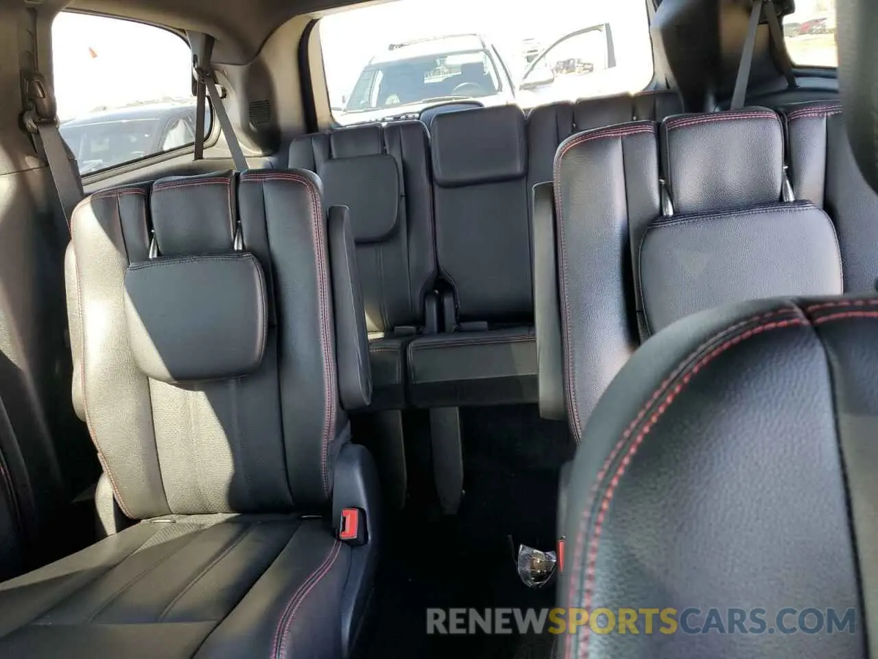 10 fotografías del automóvil dañado 2C4RDGEG0KR743020 DODGE CARAVAN 2019