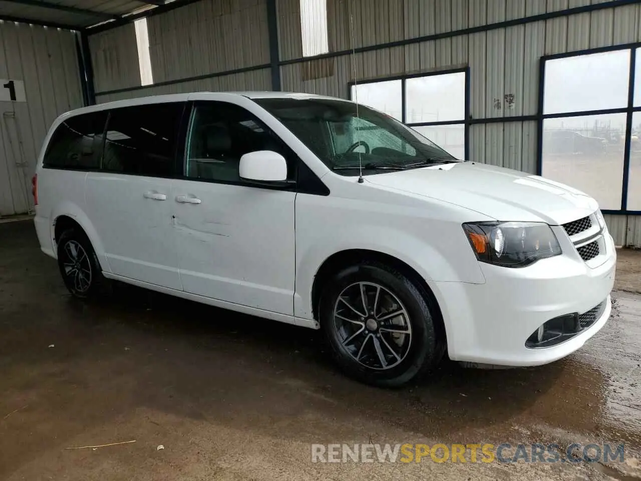 4 fotografías del automóvil dañado 2C4RDGEG2KR537956 DODGE CARAVAN 2019