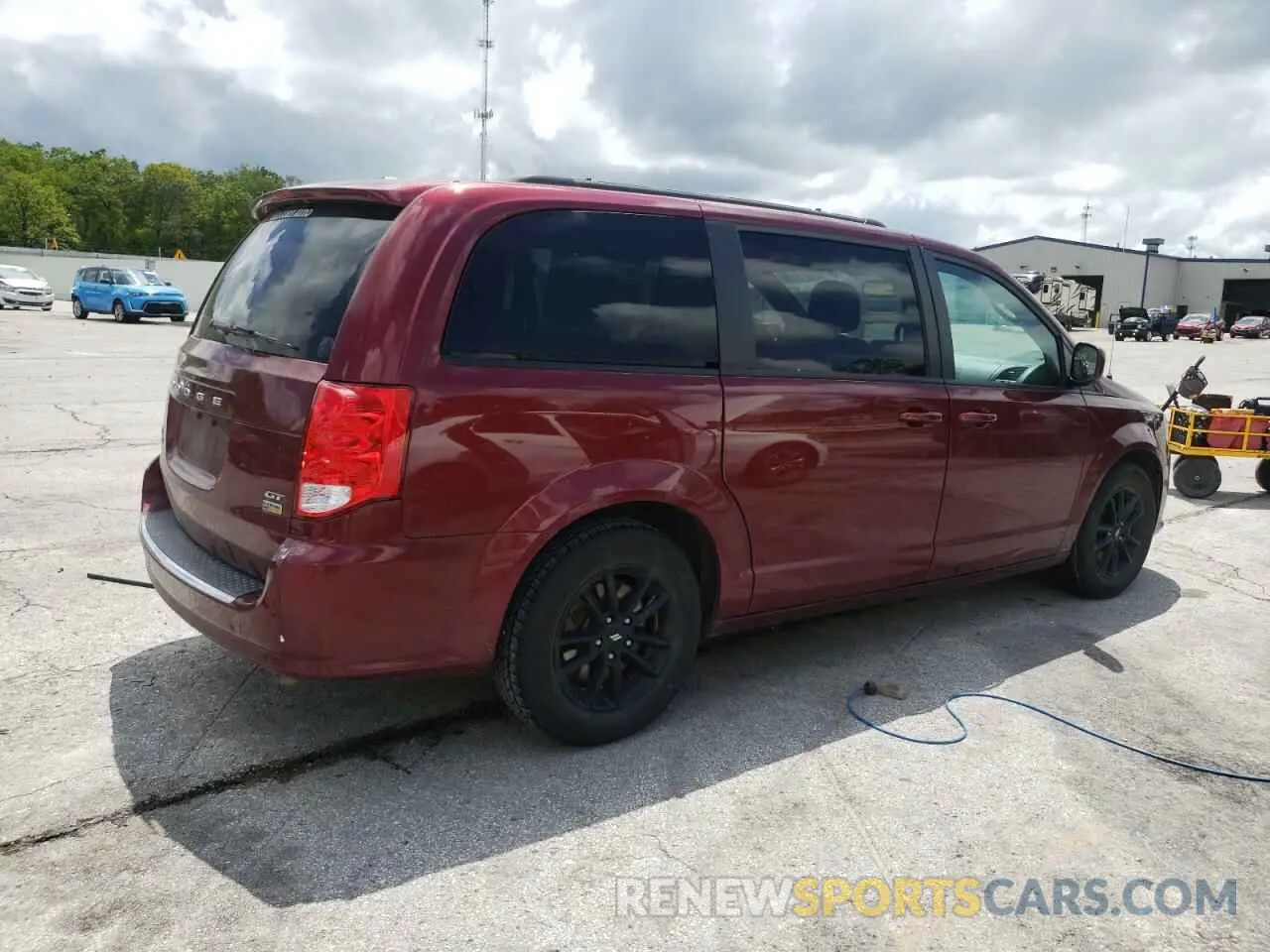 3 fotografías del automóvil dañado 2C4RDGEG2KR679398 DODGE CARAVAN 2019