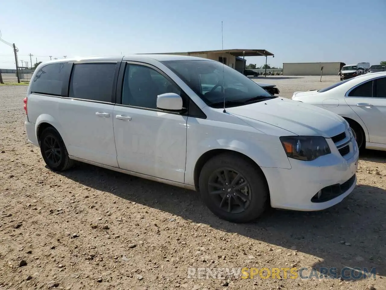4 fotografías del automóvil dañado 2C4RDGEG2KR764547 DODGE CARAVAN 2019
