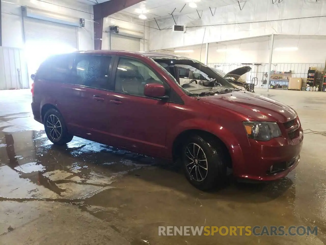 4 fotografías del automóvil dañado 2C4RDGEG3KR533592 DODGE CARAVAN 2019