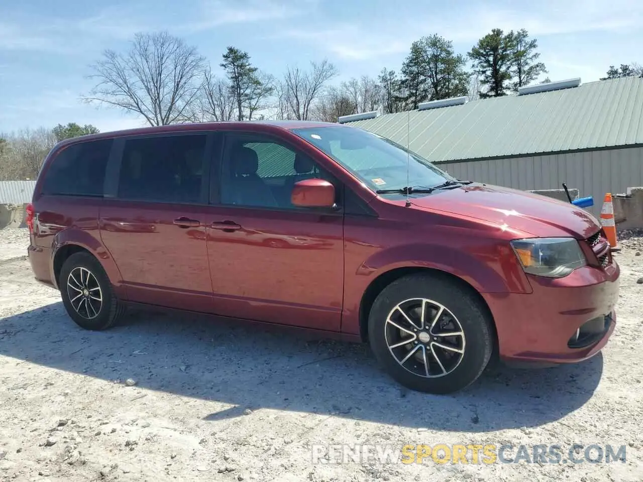 4 fotografías del automóvil dañado 2C4RDGEG3KR538291 DODGE CARAVAN 2019