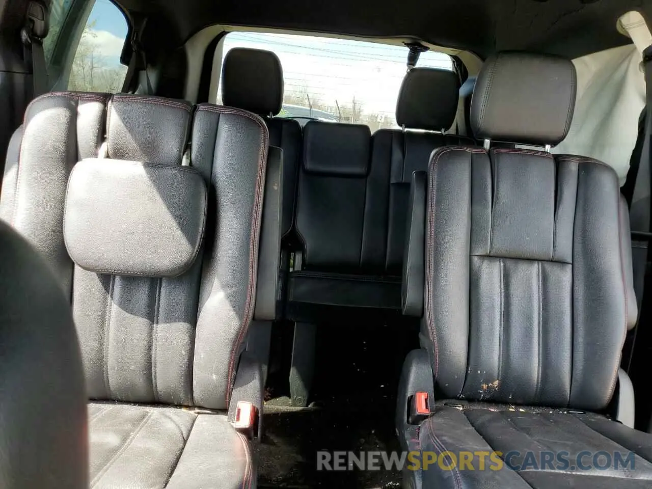 10 fotografías del automóvil dañado 2C4RDGEG3KR647656 DODGE CARAVAN 2019