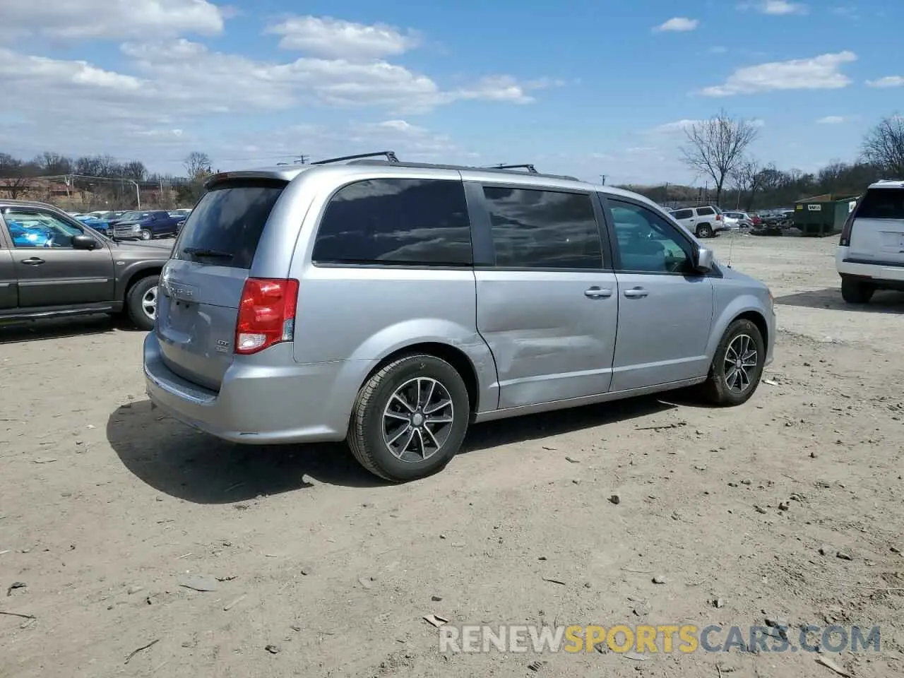3 fotografías del automóvil dañado 2C4RDGEG3KR647656 DODGE CARAVAN 2019