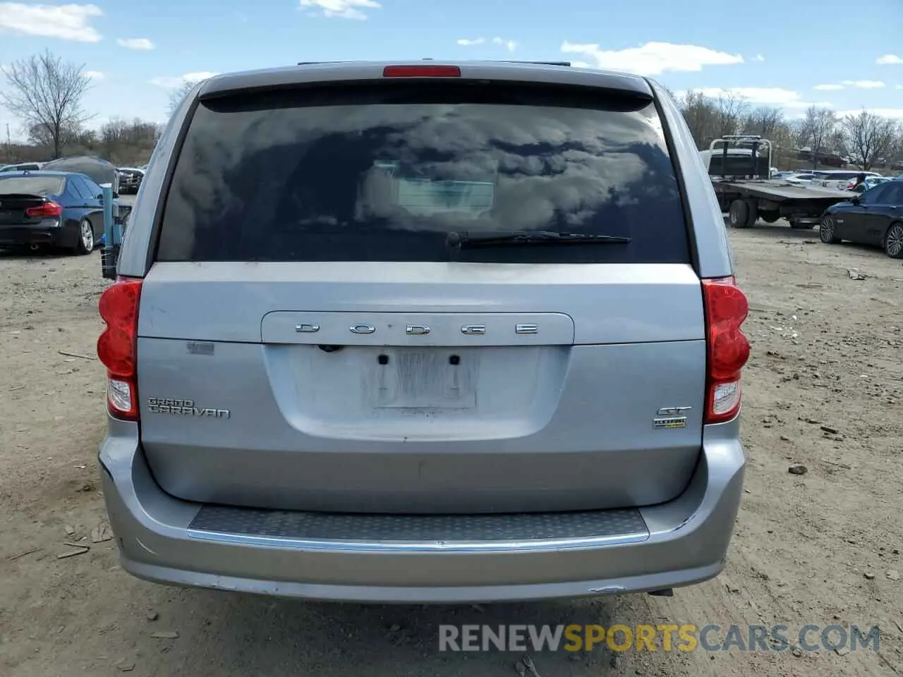 6 fotografías del automóvil dañado 2C4RDGEG3KR647656 DODGE CARAVAN 2019