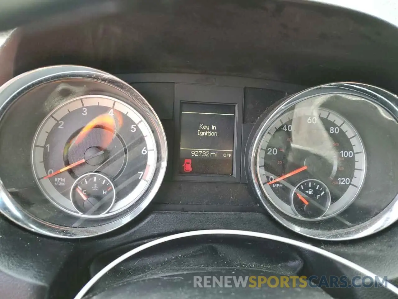 9 fotografías del automóvil dañado 2C4RDGEG3KR743769 DODGE CARAVAN 2019