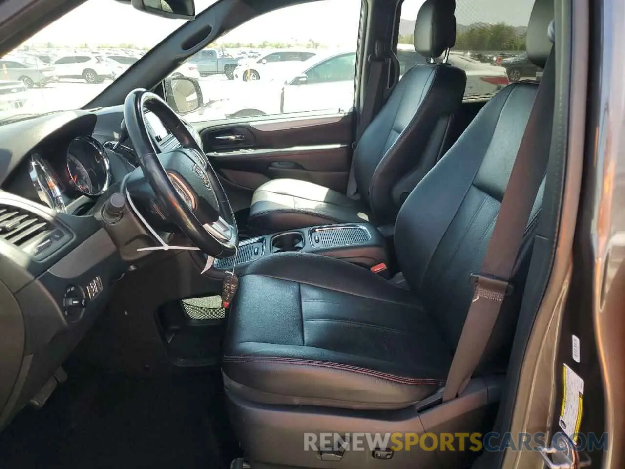 7 fotografías del automóvil dañado 2C4RDGEG4KR536257 DODGE CARAVAN 2019
