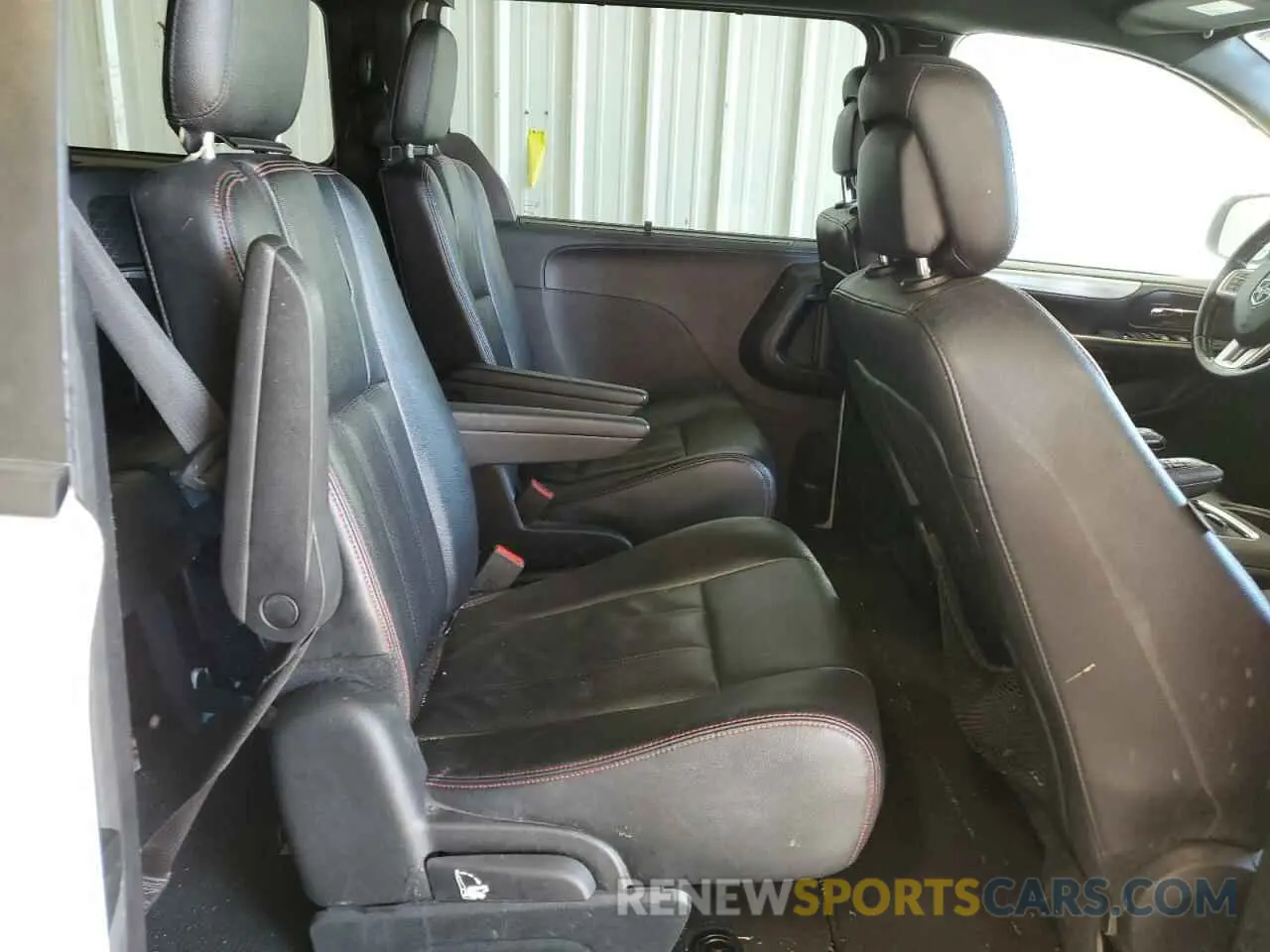 11 fotografías del automóvil dañado 2C4RDGEG5KR571339 DODGE CARAVAN 2019