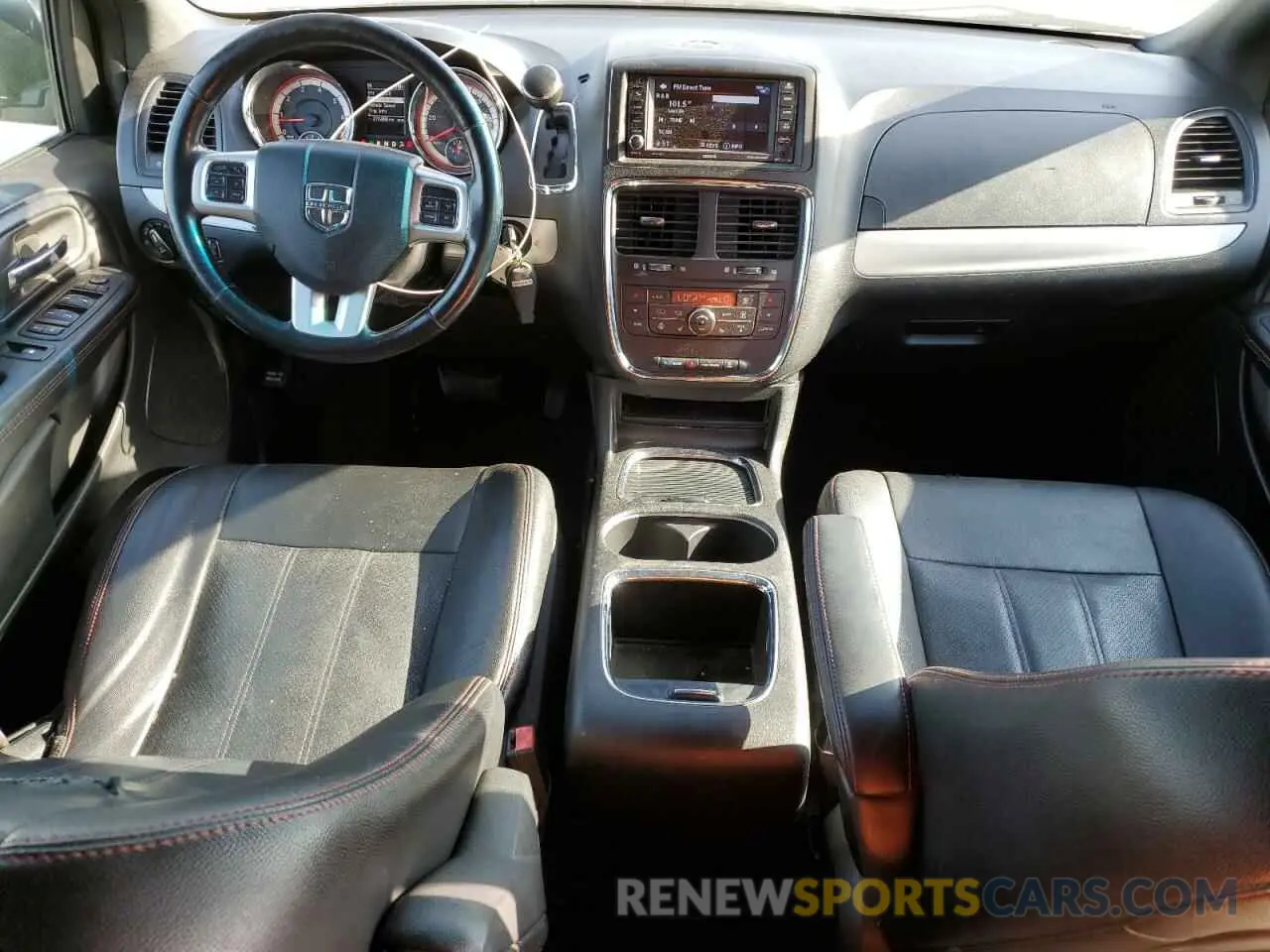 8 fotografías del automóvil dañado 2C4RDGEG5KR617980 DODGE CARAVAN 2019
