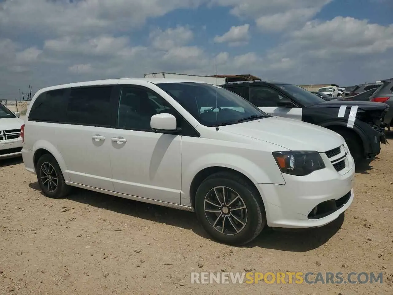 4 fotografías del automóvil dañado 2C4RDGEG5KR641020 DODGE CARAVAN 2019