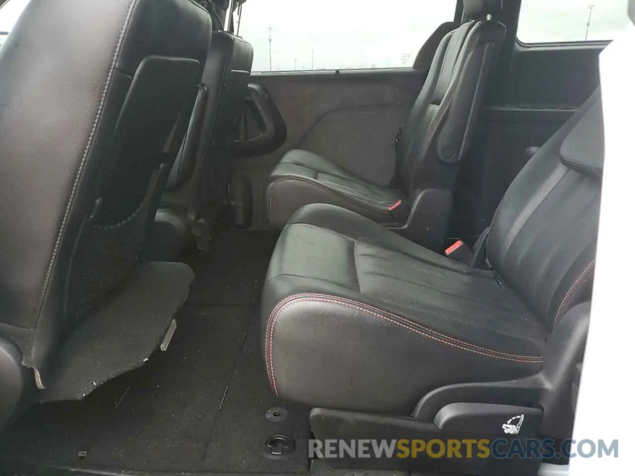 11 fotografías del automóvil dañado 2C4RDGEG5KR648341 DODGE CARAVAN 2019