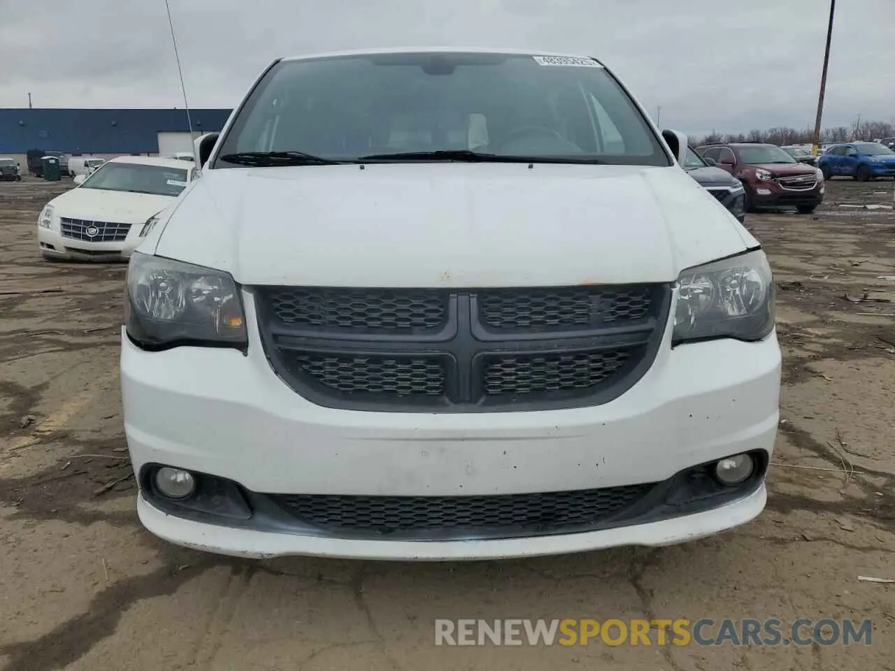 5 fotografías del automóvil dañado 2C4RDGEG5KR648341 DODGE CARAVAN 2019