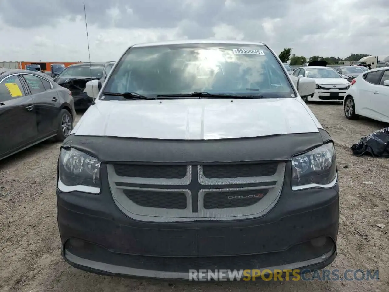 5 fotografías del automóvil dañado 2C4RDGEG5KR764610 DODGE CARAVAN 2019