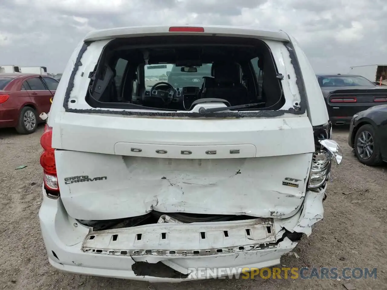 6 fotografías del automóvil dañado 2C4RDGEG5KR764610 DODGE CARAVAN 2019
