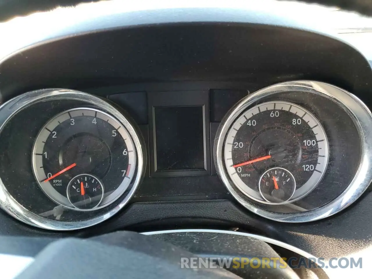 9 fotografías del automóvil dañado 2C4RDGEG6KR641320 DODGE CARAVAN 2019