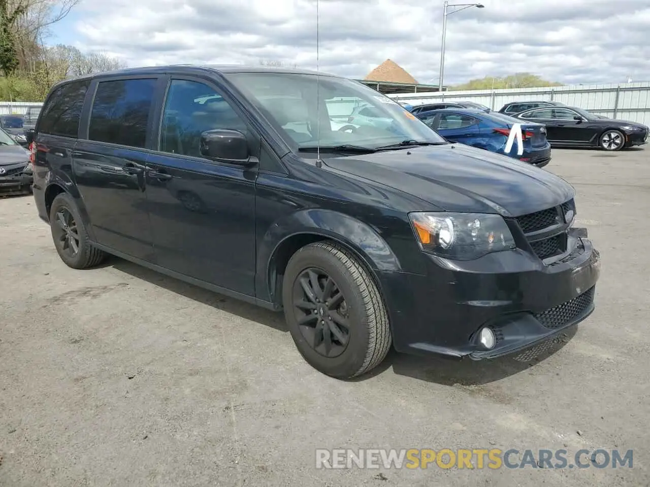 4 fotografías del automóvil dañado 2C4RDGEG6KR676035 DODGE CARAVAN 2019