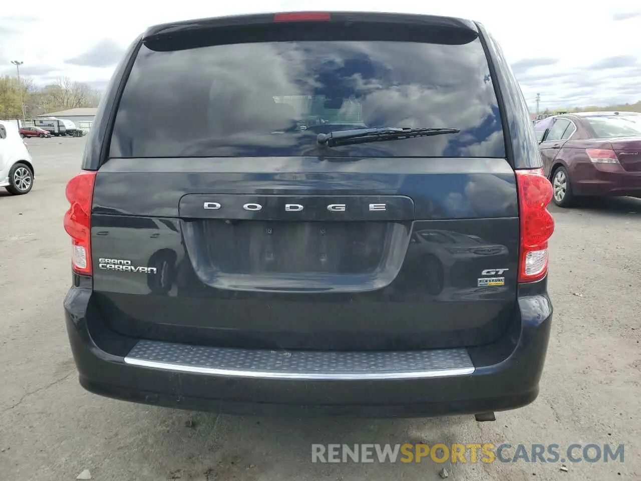 6 fotografías del automóvil dañado 2C4RDGEG6KR676035 DODGE CARAVAN 2019
