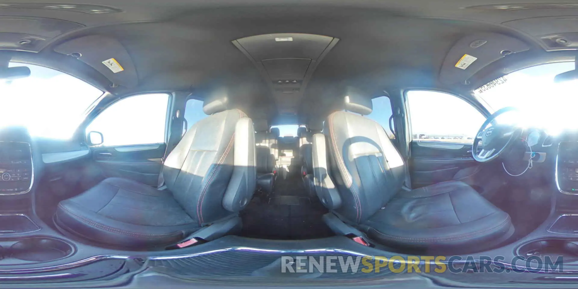 14 fotografías del automóvil dañado 2C4RDGEG6KR744558 DODGE CARAVAN 2019