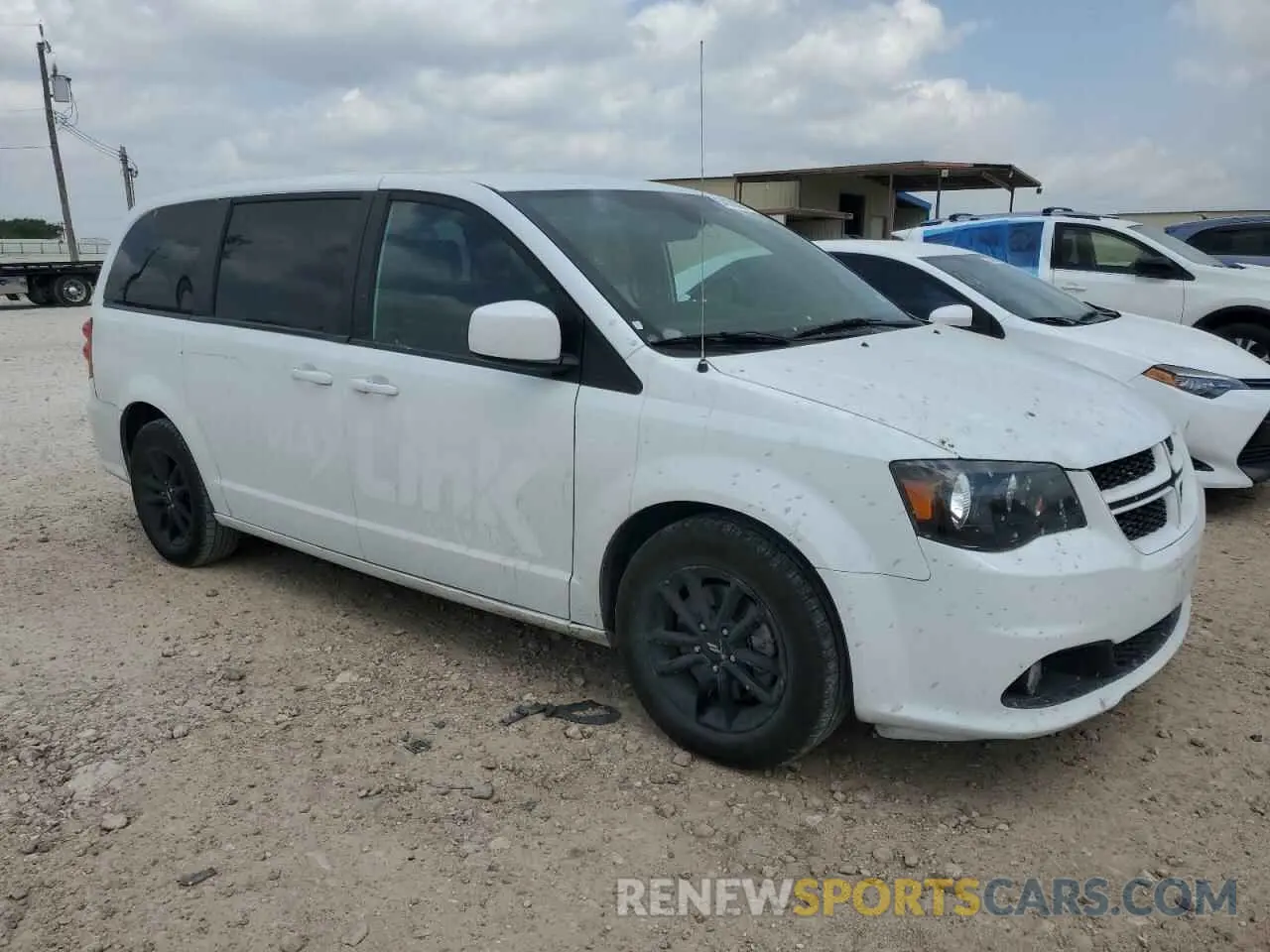 4 fotografías del automóvil dañado 2C4RDGEG6KR768892 DODGE CARAVAN 2019