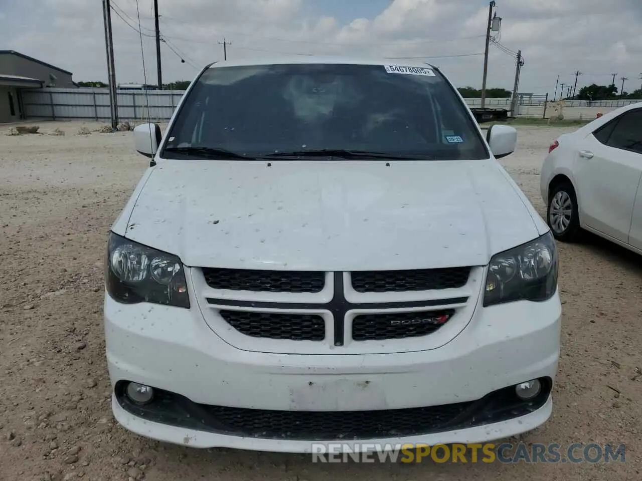 5 fotografías del automóvil dañado 2C4RDGEG6KR768892 DODGE CARAVAN 2019