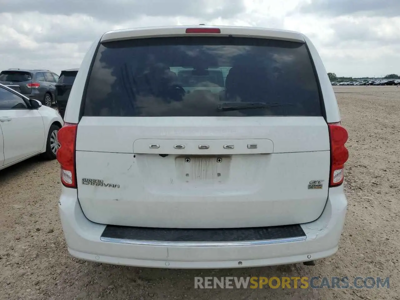 6 fotografías del automóvil dañado 2C4RDGEG6KR768892 DODGE CARAVAN 2019
