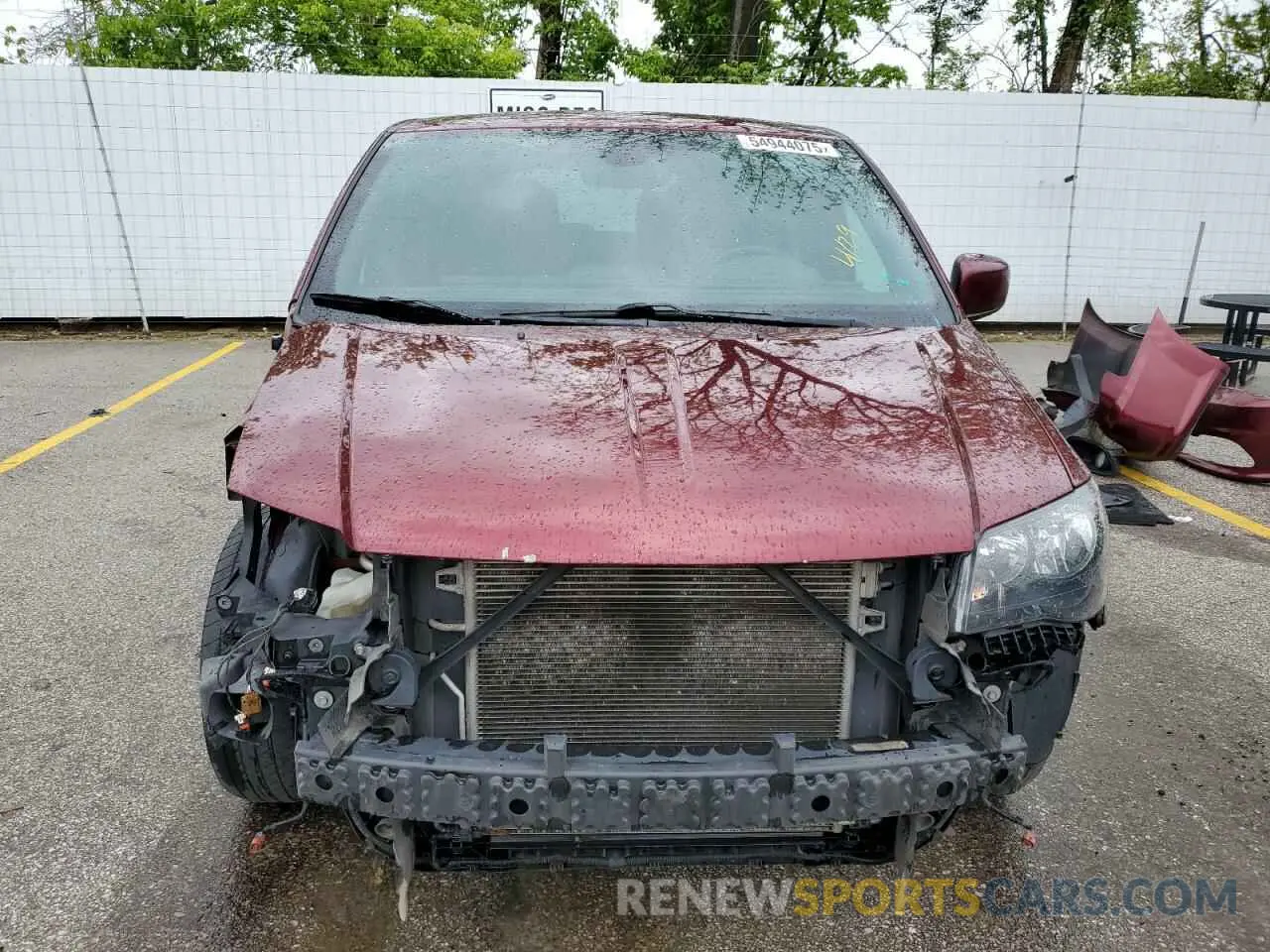 5 fotografías del automóvil dañado 2C4RDGEG7KR670230 DODGE CARAVAN 2019
