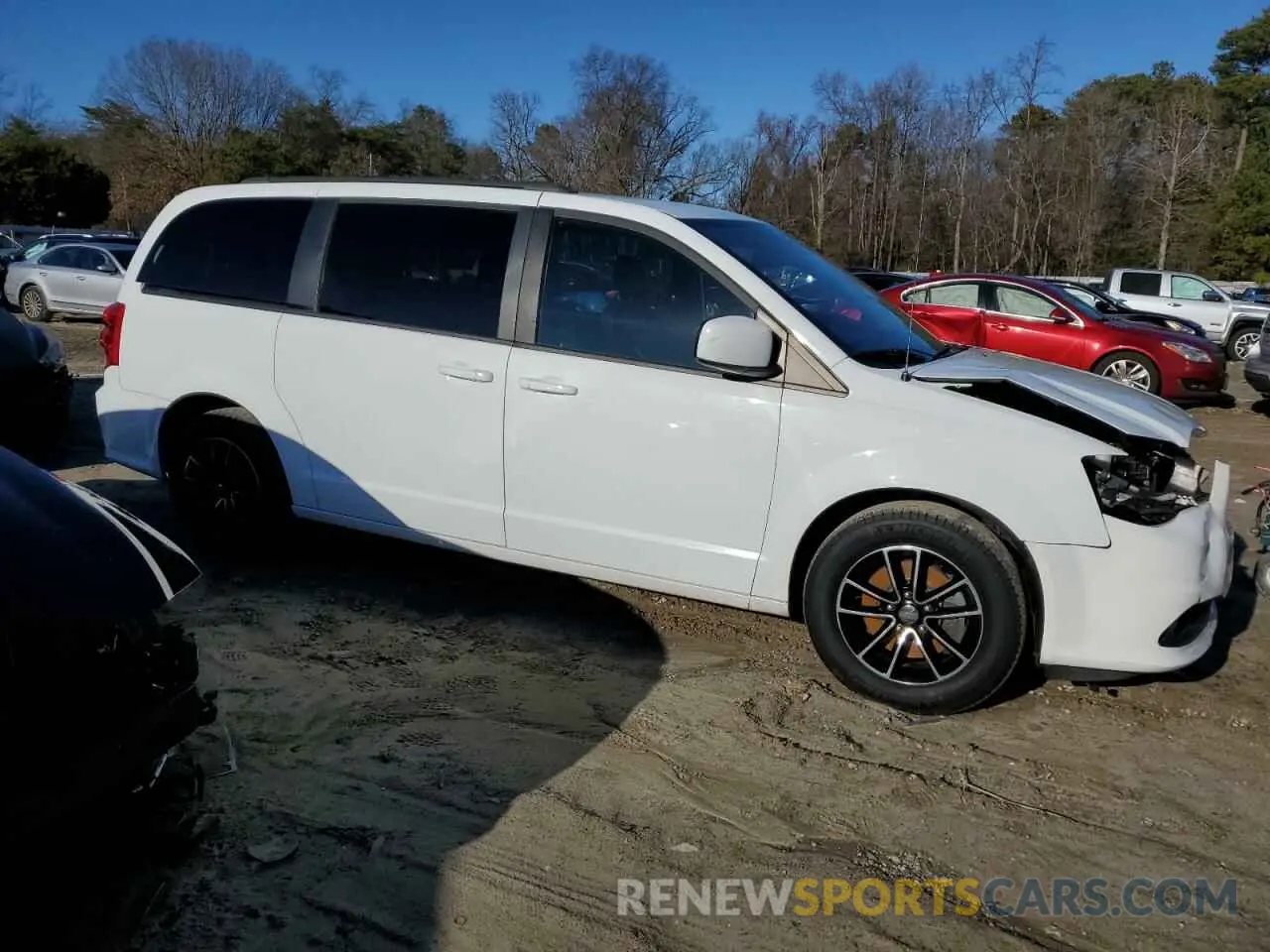 4 fotografías del automóvil dañado 2C4RDGEG8KR519204 DODGE CARAVAN 2019