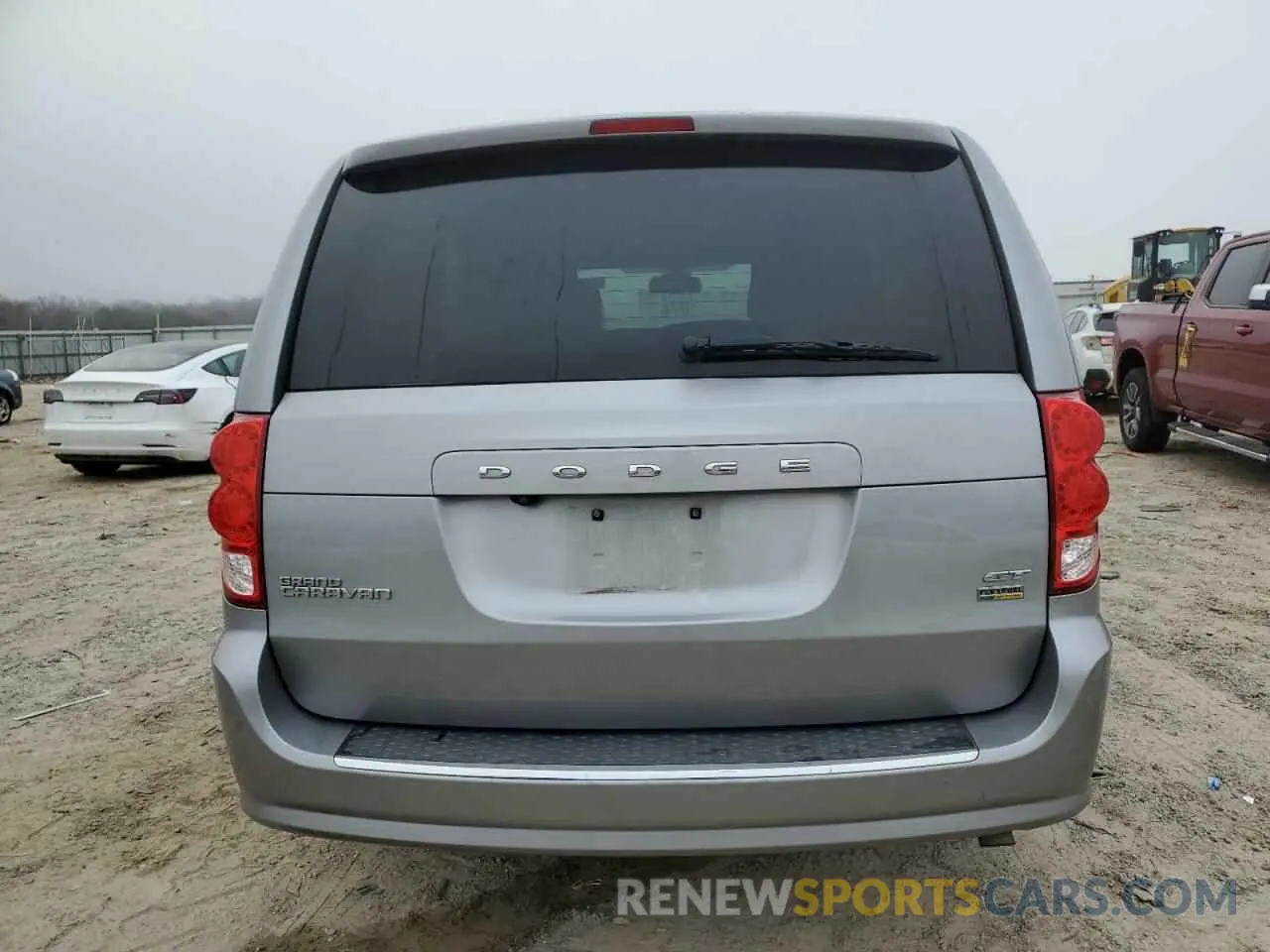 6 fotografías del automóvil dañado 2C4RDGEG8KR671483 DODGE CARAVAN 2019