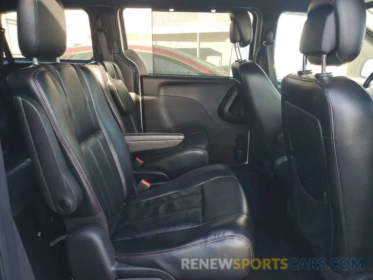 11 fotografías del automóvil dañado 2C4RDGEG8KR717815 DODGE CARAVAN 2019