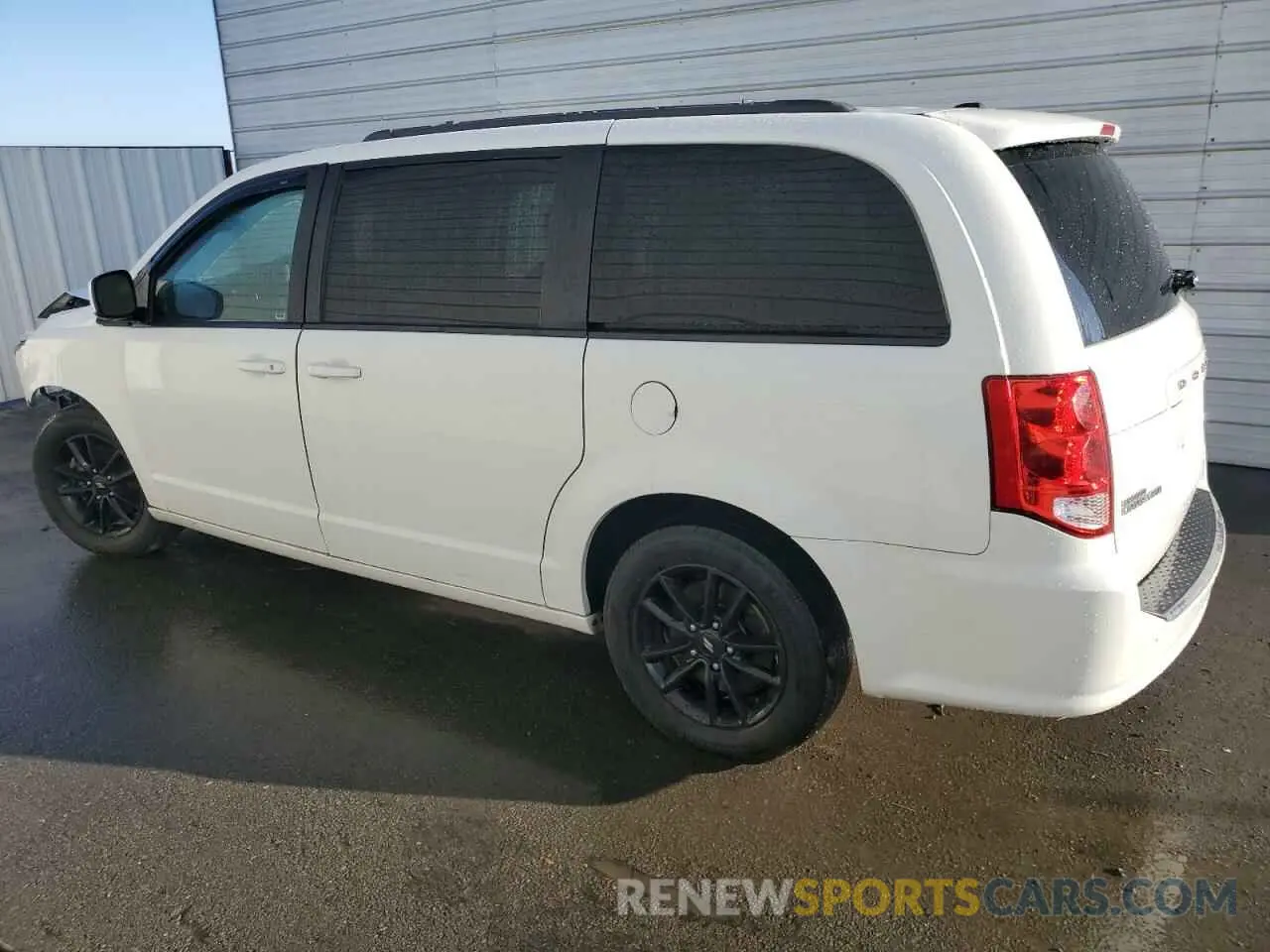 2 fotografías del automóvil dañado 2C4RDGEG8KR717815 DODGE CARAVAN 2019