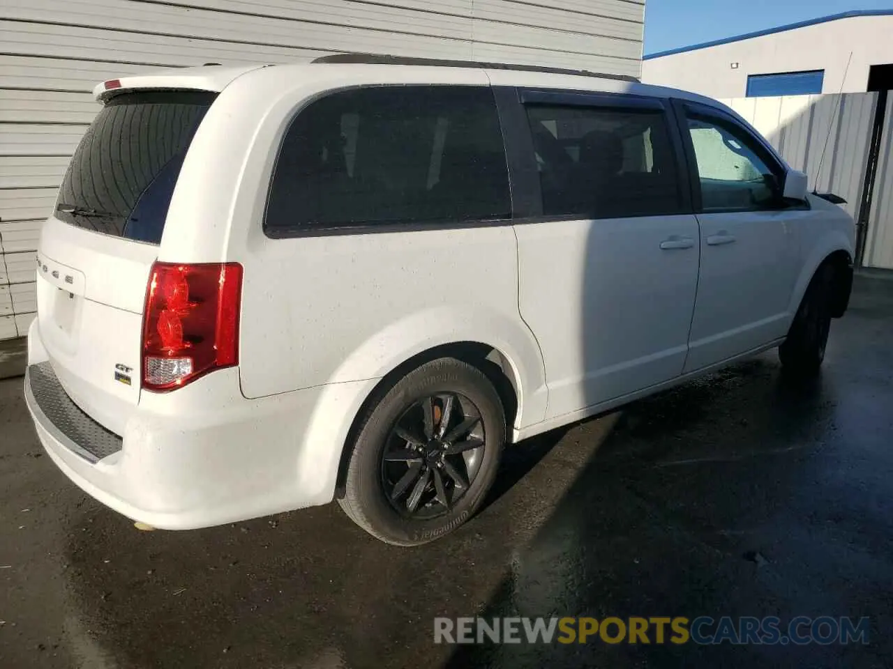 3 fotografías del automóvil dañado 2C4RDGEG8KR717815 DODGE CARAVAN 2019