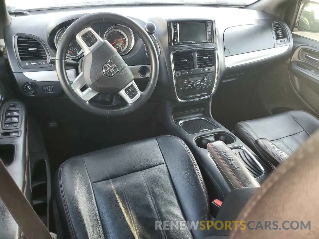 8 fotografías del automóvil dañado 2C4RDGEG8KR717815 DODGE CARAVAN 2019