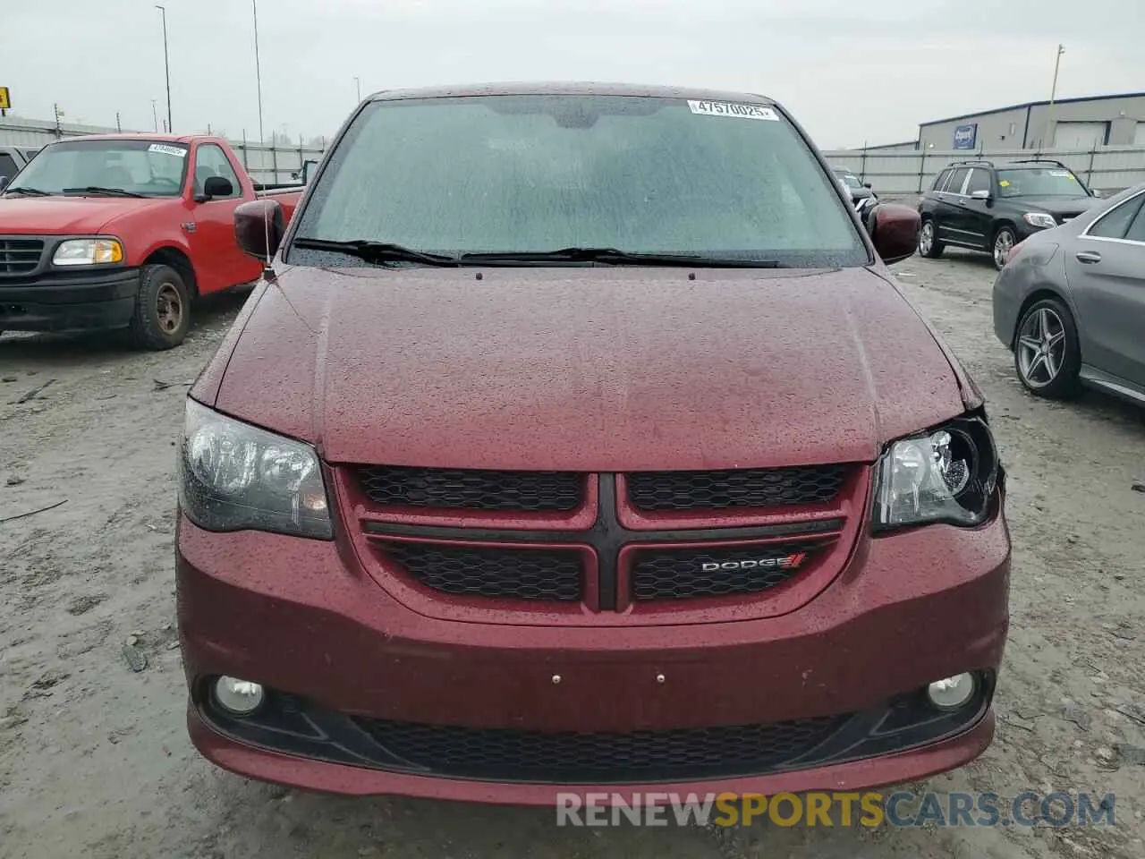 5 fotografías del automóvil dañado 2C4RDGEG9KR529594 DODGE CARAVAN 2019