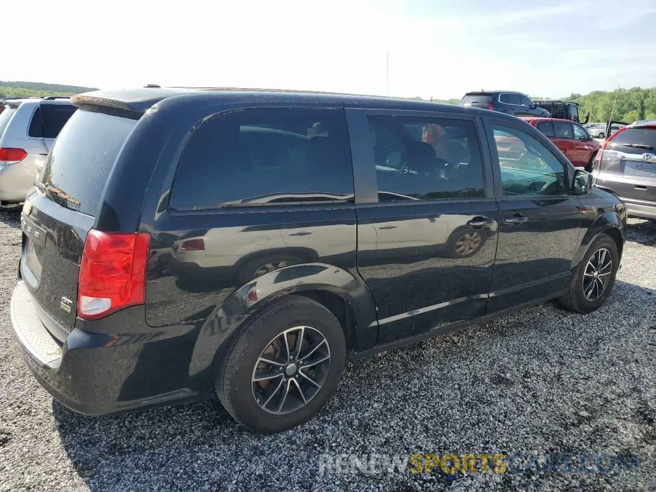3 fotografías del automóvil dañado 2C4RDGEG9KR538148 DODGE CARAVAN 2019