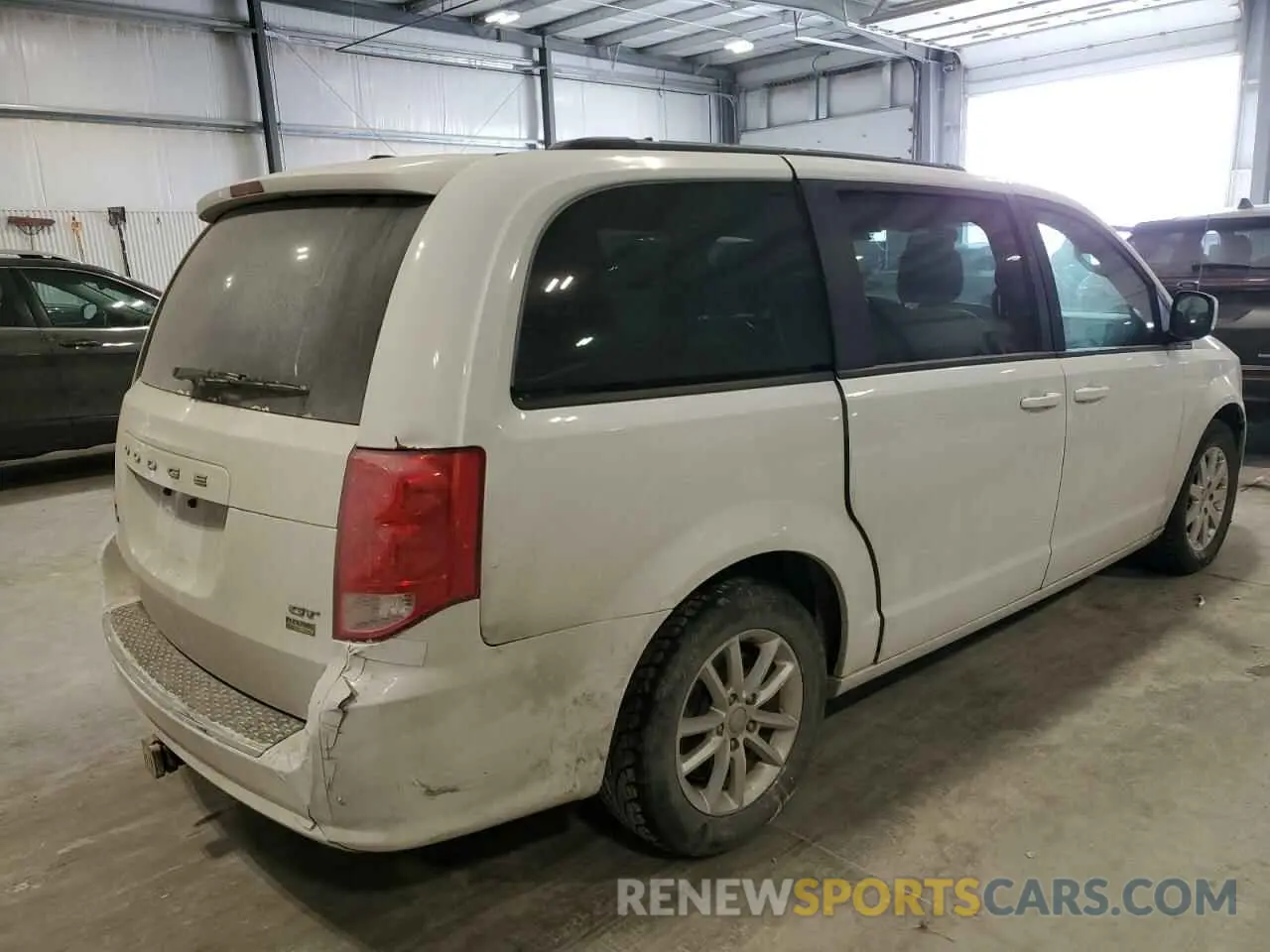 3 fotografías del automóvil dañado 2C4RDGEG9KR674117 DODGE CARAVAN 2019
