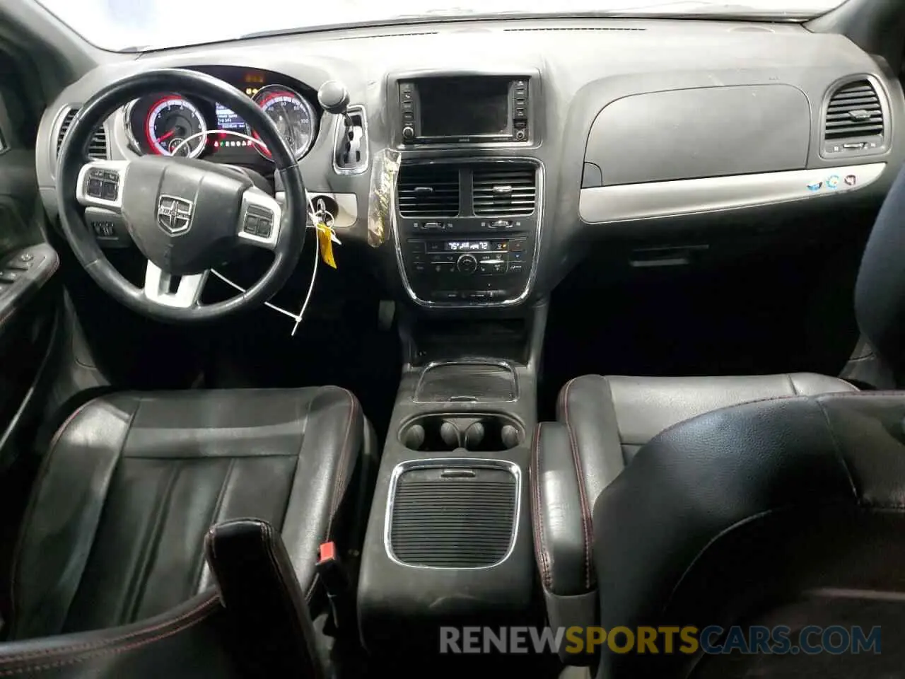 8 fotografías del automóvil dañado 2C4RDGEG9KR674117 DODGE CARAVAN 2019