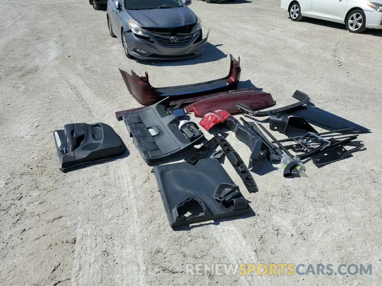 13 fotografías del automóvil dañado 2C4RDGEG9KR785878 DODGE CARAVAN 2019