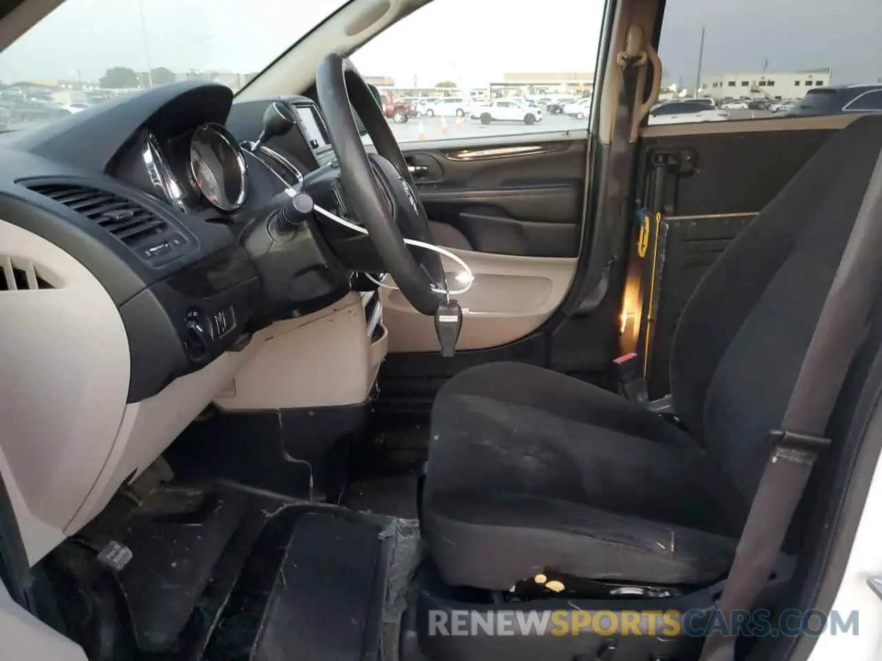 7 fotografías del automóvil dañado 2C7WDGBG1KR728472 DODGE CARAVAN 2019