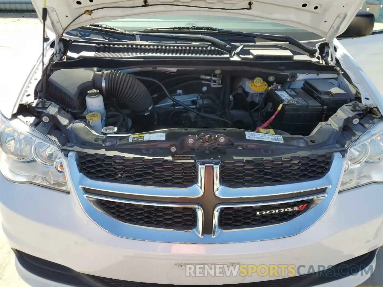 12 fotografías del automóvil dañado 2C7WDGBG4KR745203 DODGE CARAVAN 2019