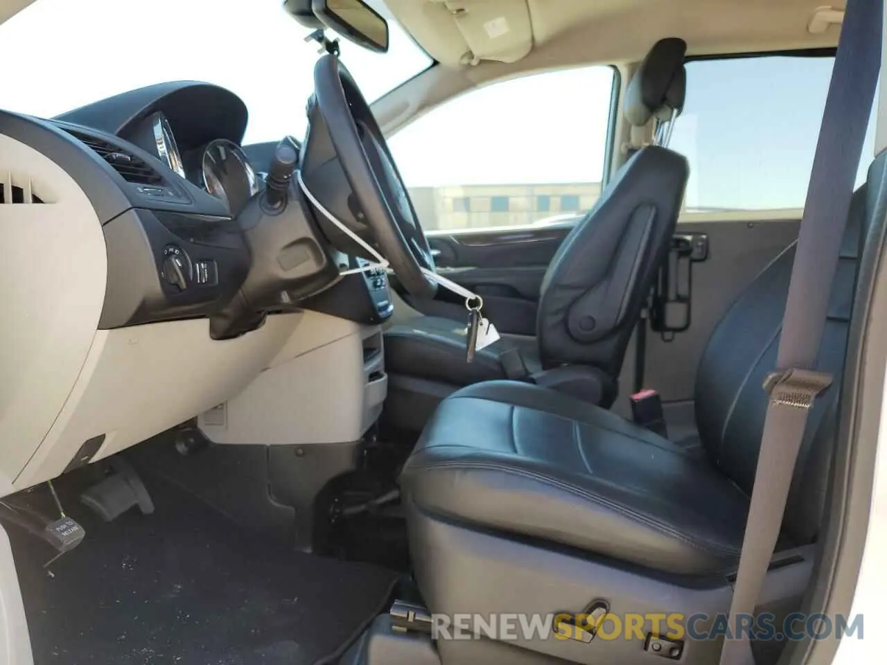 7 fotografías del automóvil dañado 2C7WDGBG4KR745203 DODGE CARAVAN 2019