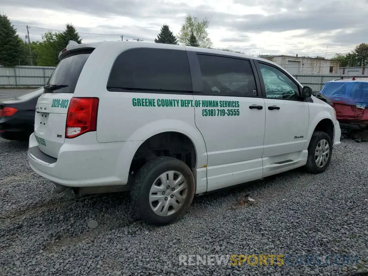 3 fotografías del automóvil dañado 2C7WDGBG6KR808382 DODGE CARAVAN 2019
