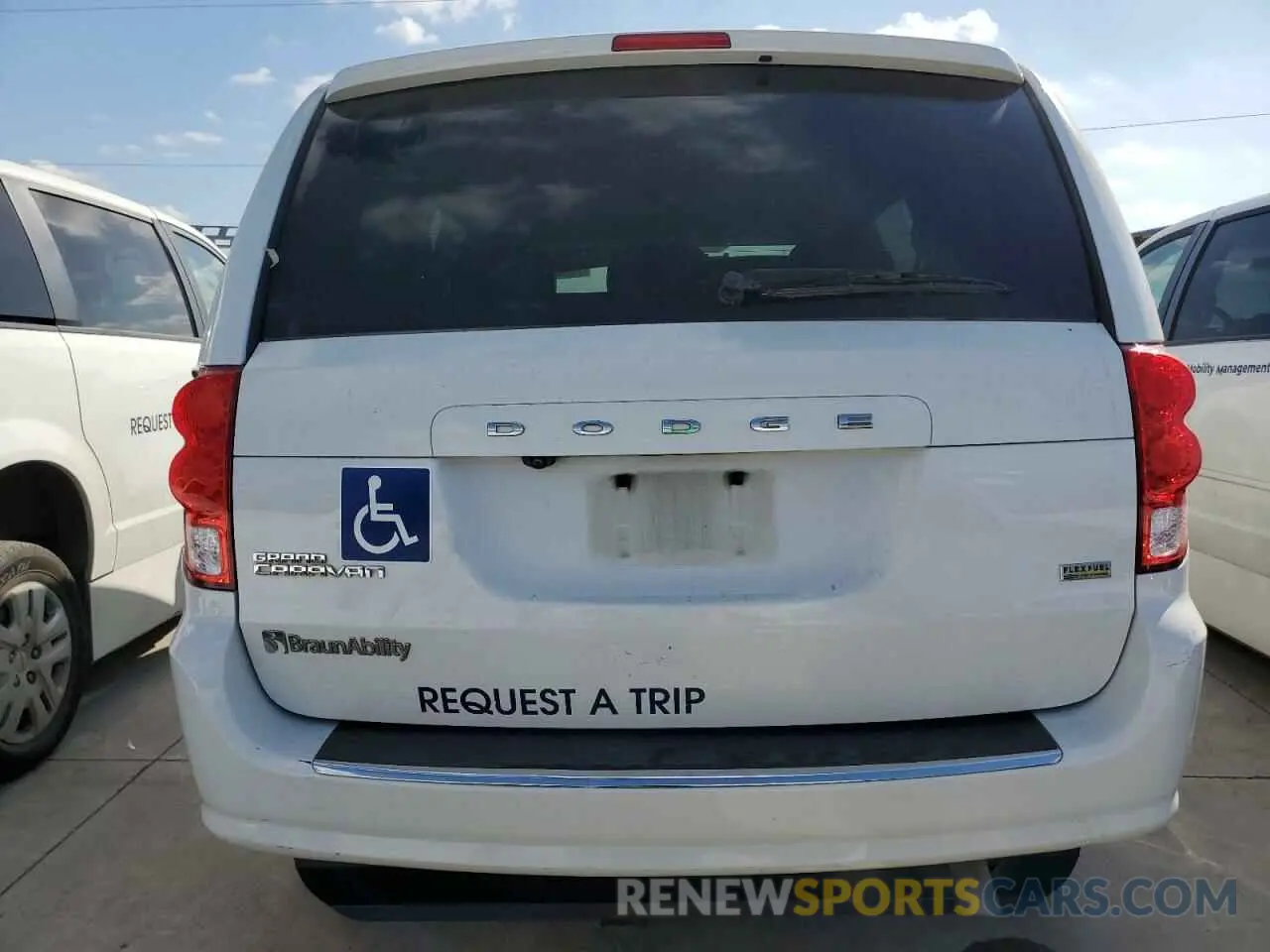 6 fotografías del automóvil dañado 2C7WDGBG7KR728475 DODGE CARAVAN 2019