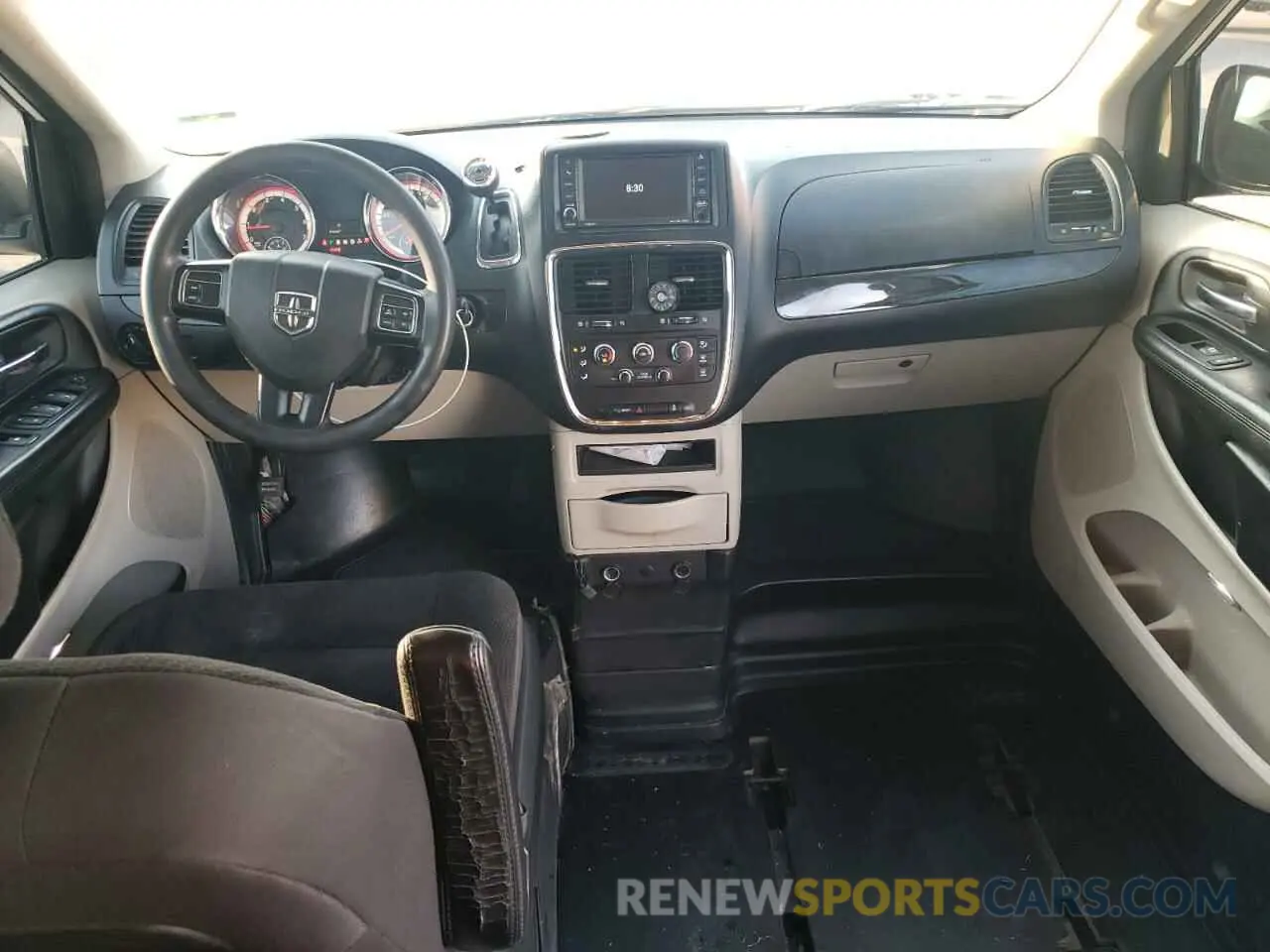 8 fotografías del automóvil dañado 2C7WDGBG7KR728475 DODGE CARAVAN 2019