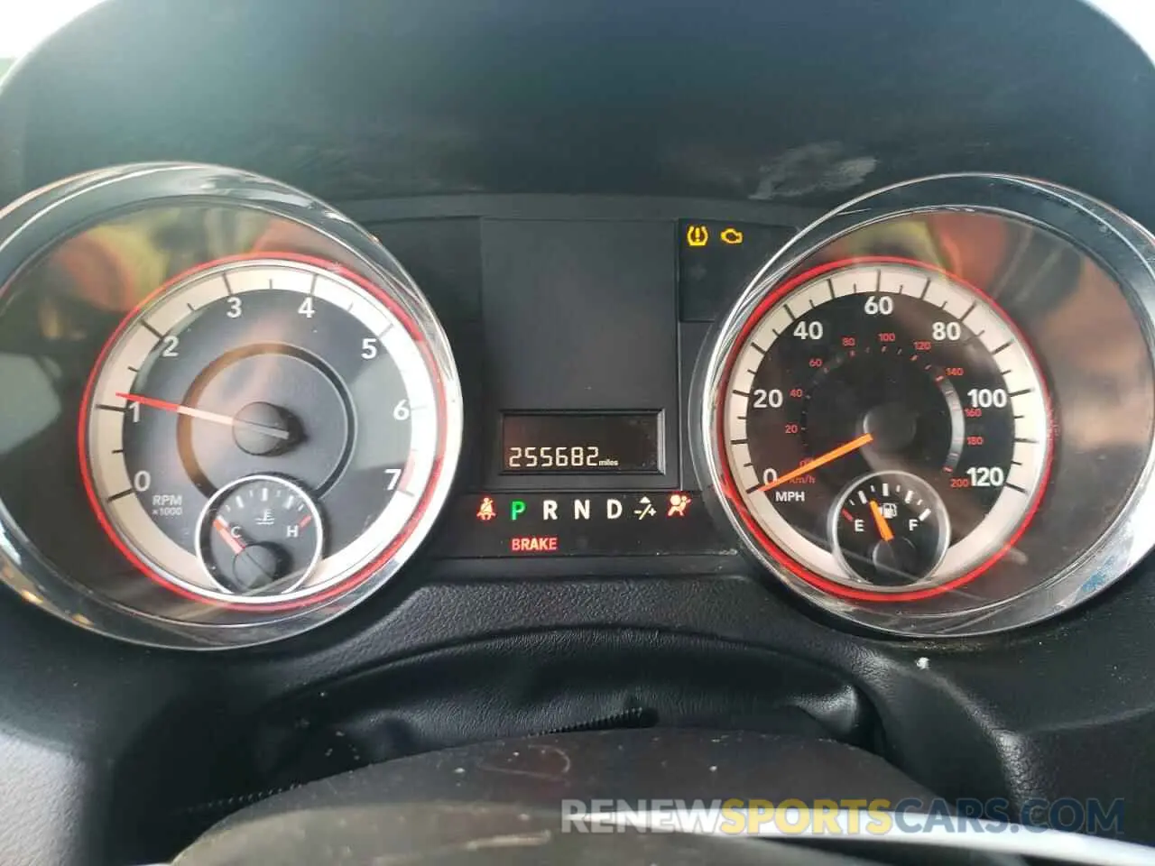 9 fotografías del automóvil dañado 2C7WDGBG7KR728475 DODGE CARAVAN 2019