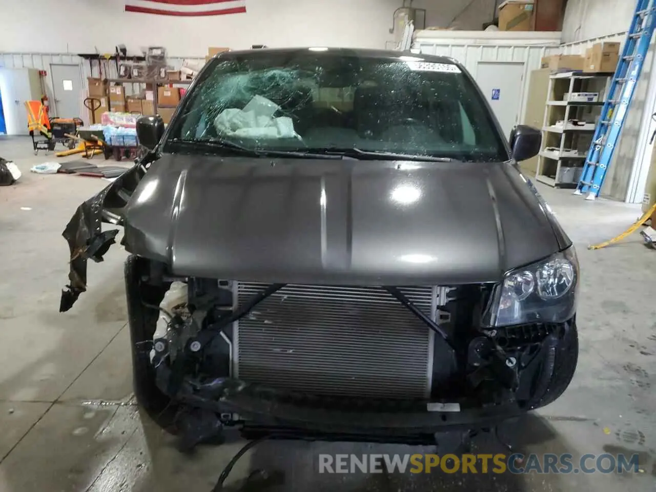 5 fotografías del automóvil dañado 2C4RDGBG1LR239114 DODGE CARAVAN 2020