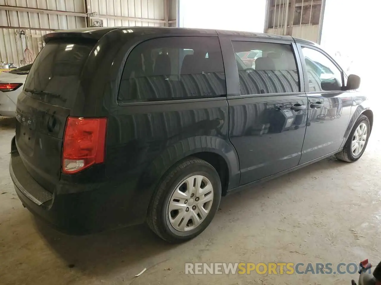 3 fotografías del automóvil dañado 2C4RDGBG2LR237324 DODGE CARAVAN 2020