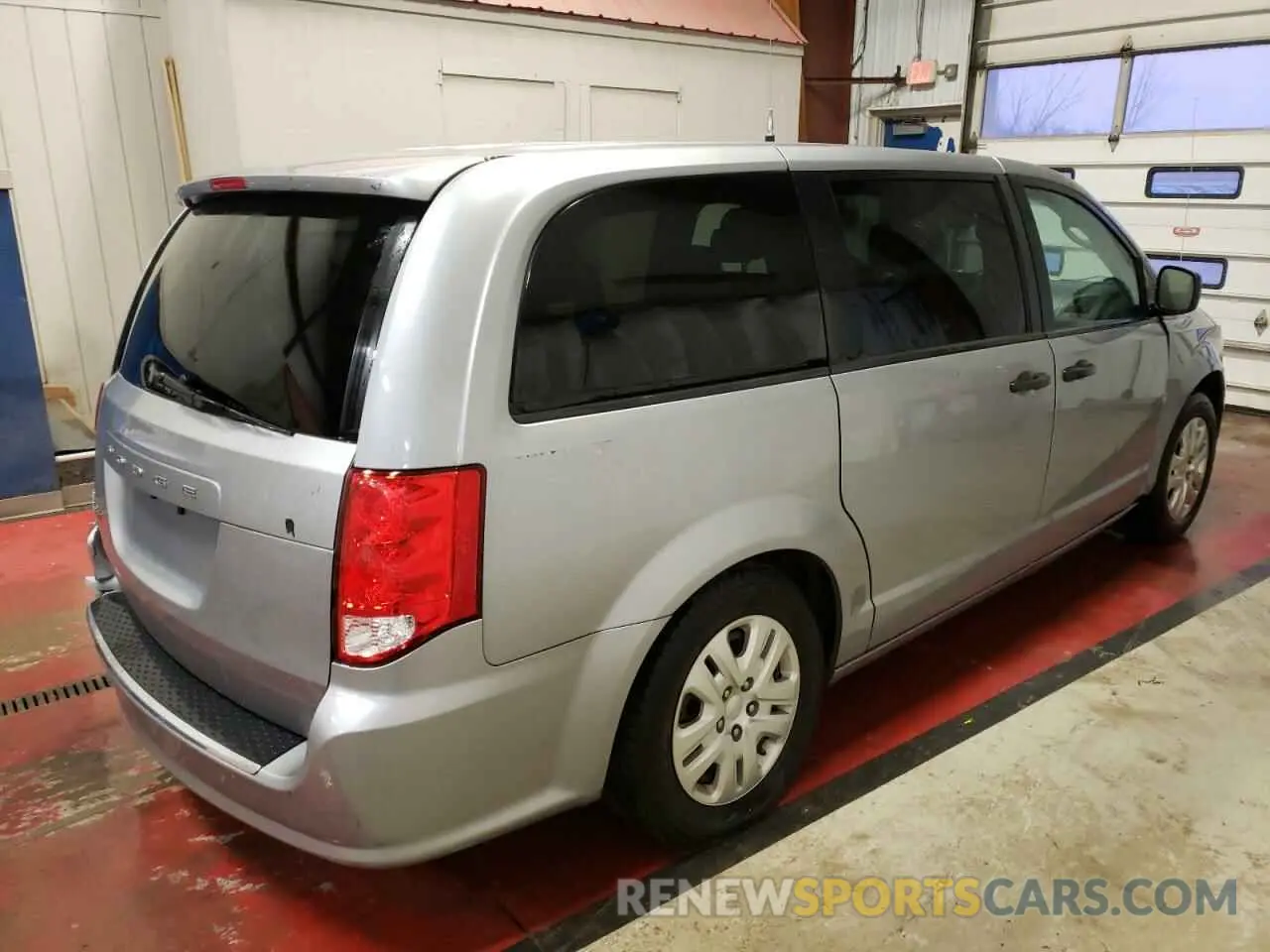 3 fotografías del automóvil dañado 2C4RDGBG3LR231516 DODGE CARAVAN 2020