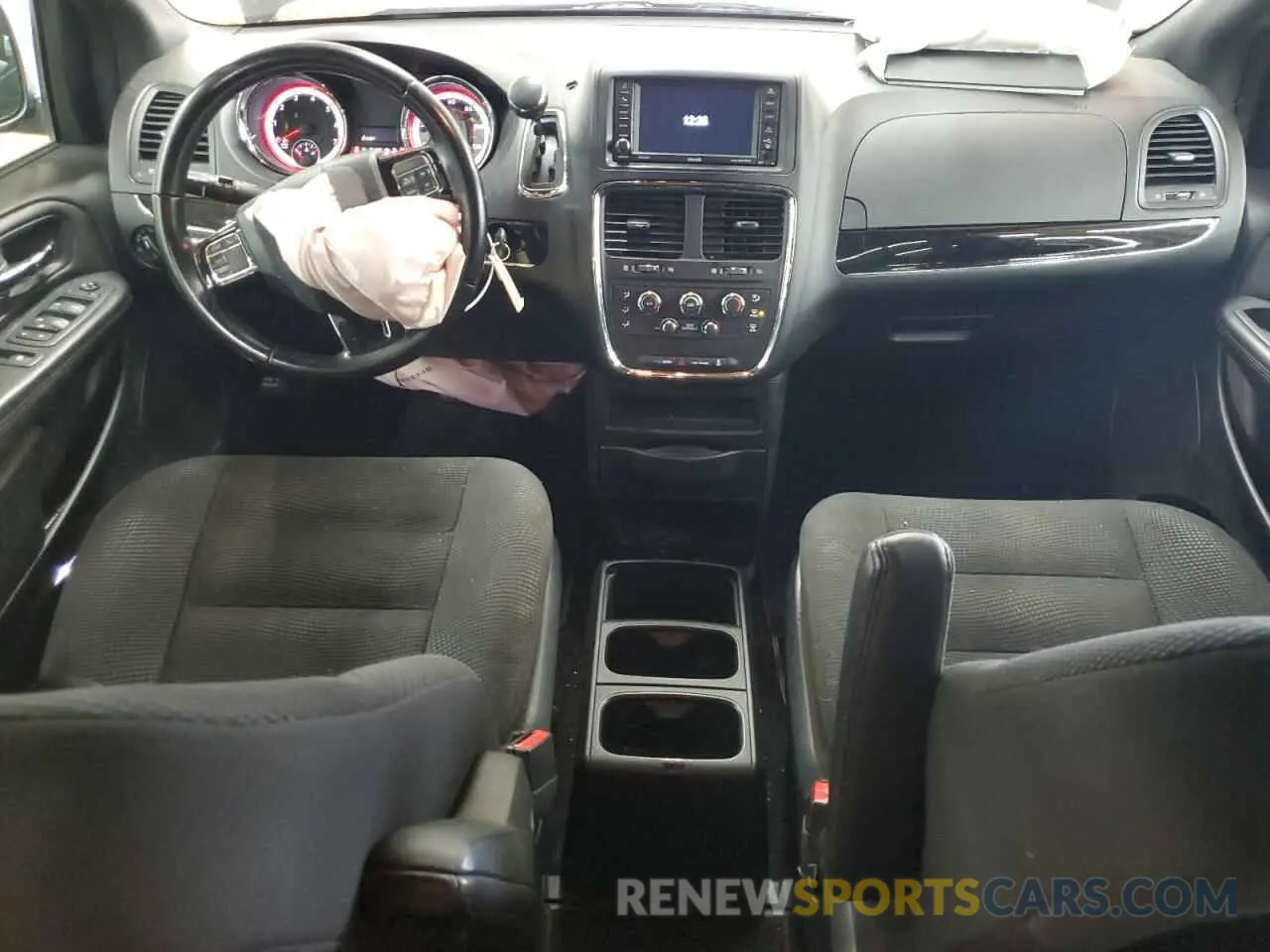 8 fotografías del automóvil dañado 2C4RDGBG3LR246632 DODGE CARAVAN 2020